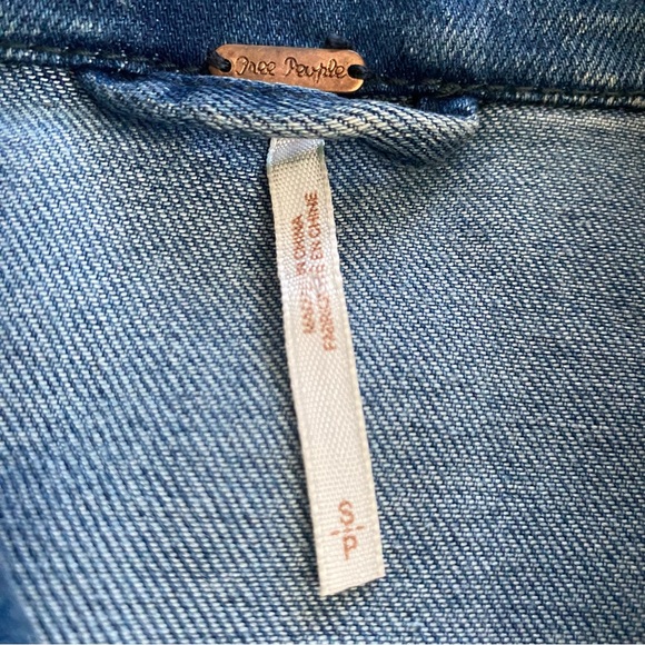 Free People Cropped Denim Jacket - Picture 8 of 9